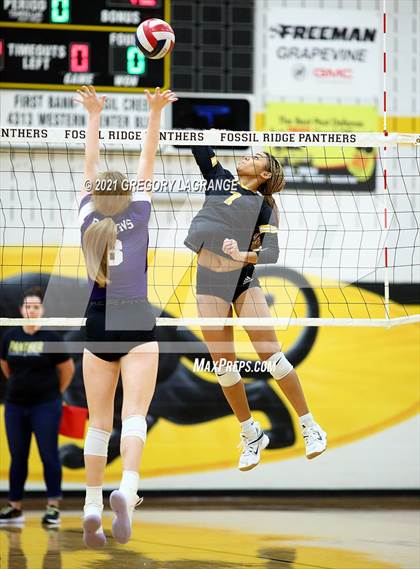 Thumbnail 2 in Timber Creek vs Fossil Ridge photogallery.