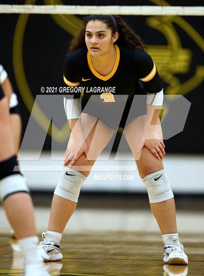 Thumbnail 3 in Timber Creek vs Fossil Ridge photogallery.