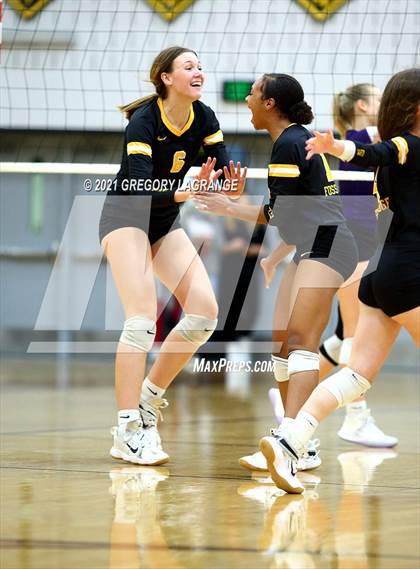 Thumbnail 1 in Timber Creek vs Fossil Ridge photogallery.