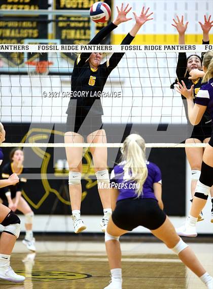 Thumbnail 2 in Timber Creek vs Fossil Ridge photogallery.