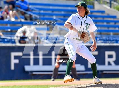 Thumbnail 2 in Royal vs. Rancho Cucamonga (CIF SS DIV 4 Championship) photogallery.