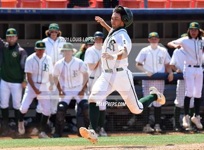 Thumbnail 3 in Royal vs. Rancho Cucamonga (CIF SS DIV 4 Championship) photogallery.