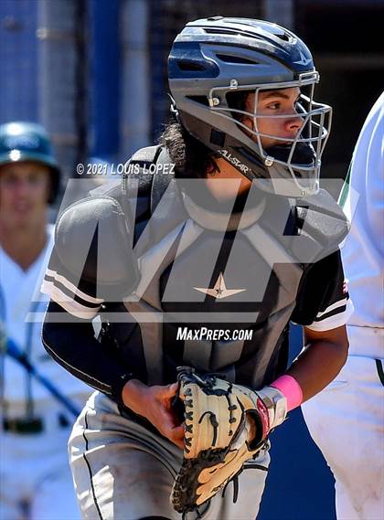 Thumbnail 2 in Royal vs. Rancho Cucamonga (CIF SS DIV 4 Championship) photogallery.