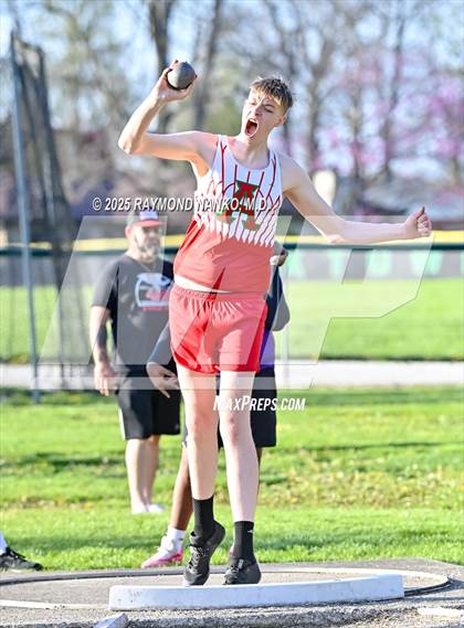 Thumbnail 1 in Yorktown Triangular (Shot Put) photogallery.