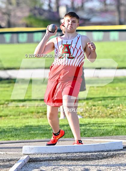 Thumbnail 1 in Yorktown Triangular (Shot Put) photogallery.
