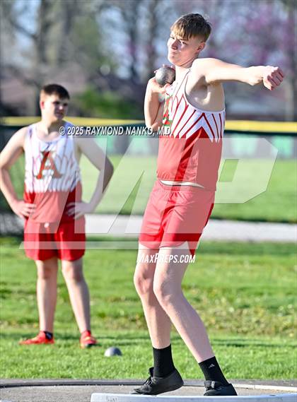 Thumbnail 1 in Yorktown Triangular (Shot Put) photogallery.