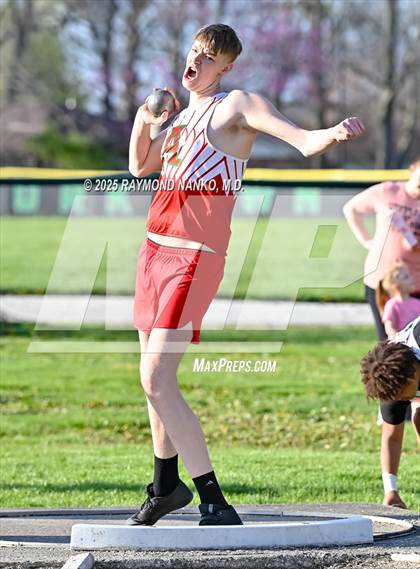 Thumbnail 2 in Yorktown Triangular (Shot Put) photogallery.