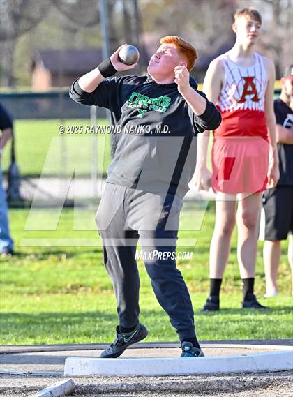Thumbnail 1 in Yorktown Triangular (Shot Put) photogallery.