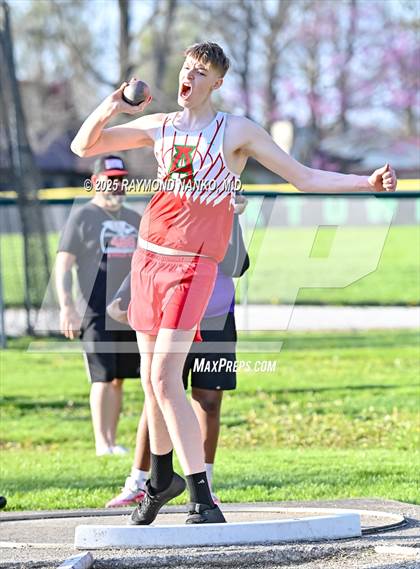 Thumbnail 3 in Yorktown Triangular (Shot Put) photogallery.