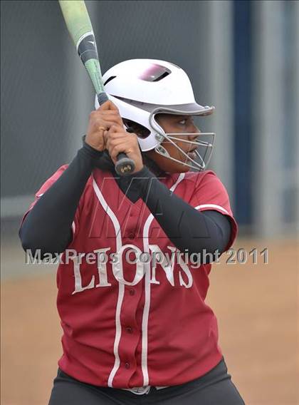 Thumbnail 2 in Monterey Trail vs. McClatchy (River City Tournament) photogallery.