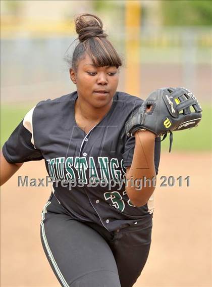 Thumbnail 2 in Monterey Trail vs. McClatchy (River City Tournament) photogallery.