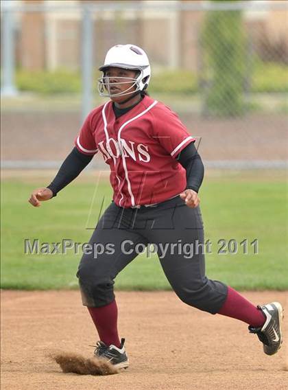 Thumbnail 1 in Monterey Trail vs. McClatchy (River City Tournament) photogallery.
