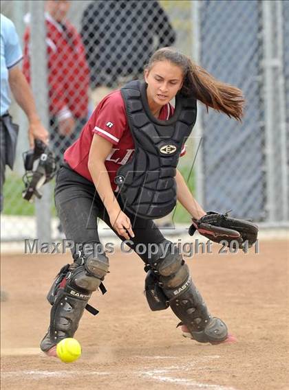Thumbnail 2 in Monterey Trail vs. McClatchy (River City Tournament) photogallery.