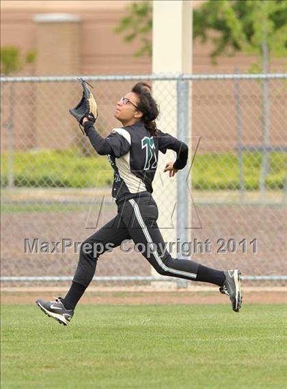 Thumbnail 2 in Monterey Trail vs. McClatchy (River City Tournament) photogallery.