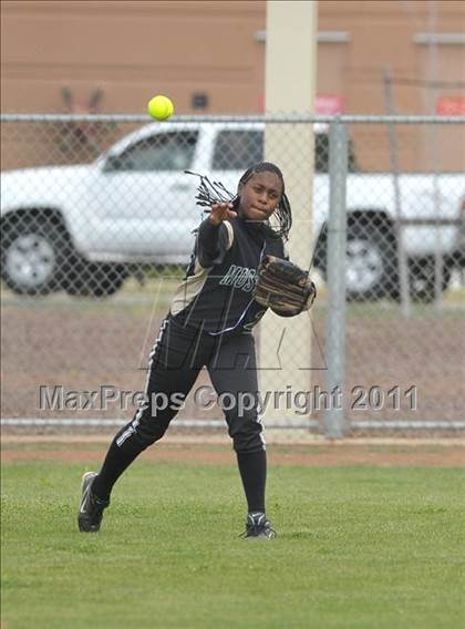 Thumbnail 1 in Monterey Trail vs. McClatchy (River City Tournament) photogallery.