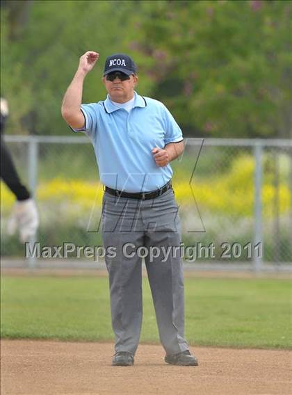 Thumbnail 1 in Monterey Trail vs. McClatchy (River City Tournament) photogallery.