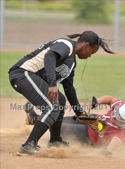 Thumbnail 3 in Monterey Trail vs. McClatchy (River City Tournament) photogallery.
