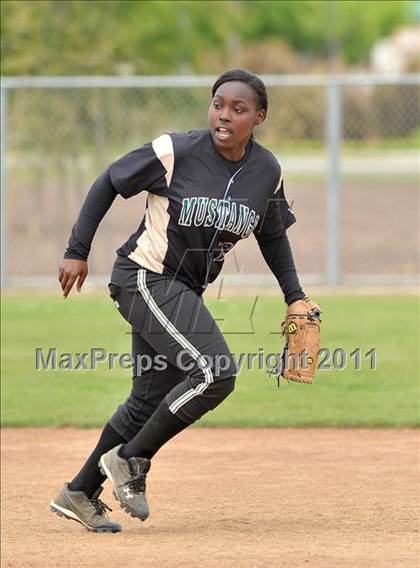 Thumbnail 1 in Monterey Trail vs. McClatchy (River City Tournament) photogallery.