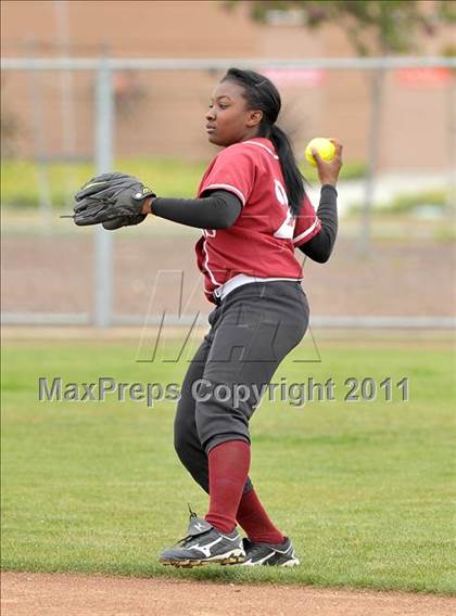 Thumbnail 2 in Monterey Trail vs. McClatchy (River City Tournament) photogallery.