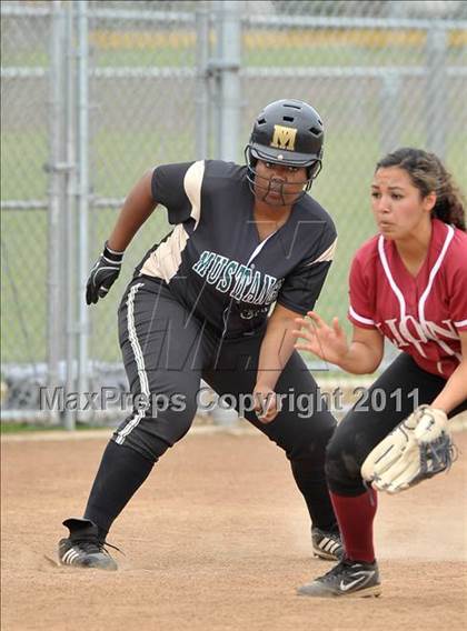 Thumbnail 1 in Monterey Trail vs. McClatchy (River City Tournament) photogallery.