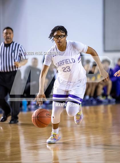 Thumbnail 2 in Arlington vs. Garfield  (WIAA 3A Semifinal)  photogallery.