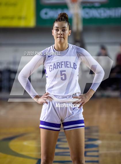Thumbnail 2 in Arlington vs. Garfield  (WIAA 3A Semifinal)  photogallery.