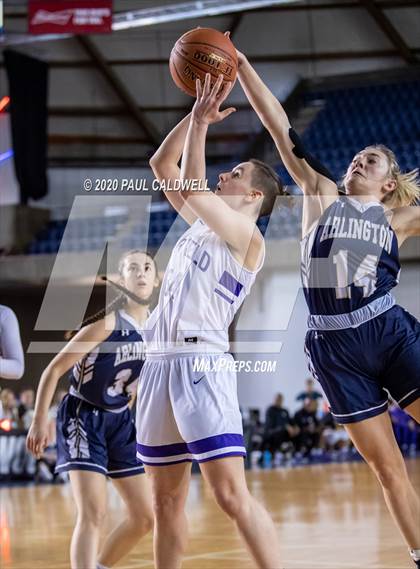 Thumbnail 3 in Arlington vs. Garfield  (WIAA 3A Semifinal)  photogallery.