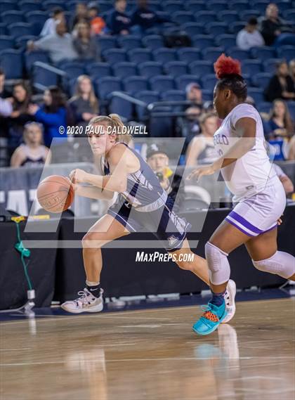 Thumbnail 1 in Arlington vs. Garfield  (WIAA 3A Semifinal)  photogallery.