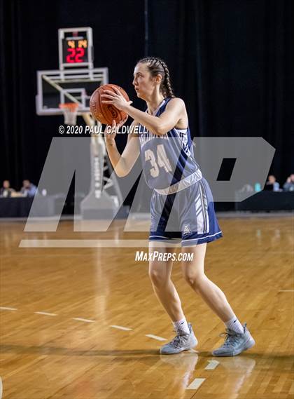 Thumbnail 2 in Arlington vs. Garfield  (WIAA 3A Semifinal)  photogallery.