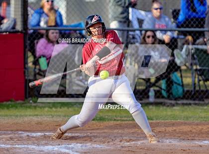 Thumbnail 1 in Chilton County vs Maplesville (Chilton County Tournament Final) photogallery.