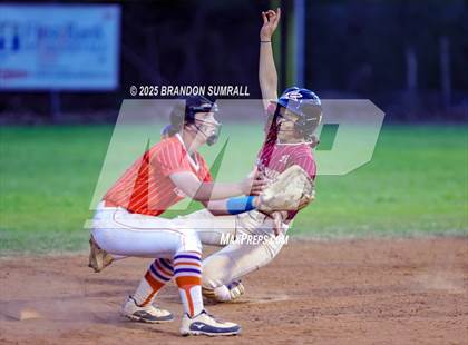 Thumbnail 1 in Chilton County vs Maplesville (Chilton County Tournament Final) photogallery.
