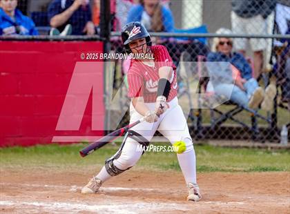 Thumbnail 2 in Chilton County vs Maplesville (Chilton County Tournament Final) photogallery.