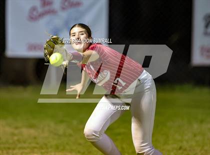 Thumbnail 3 in Chilton County vs Maplesville (Chilton County Tournament Final) photogallery.