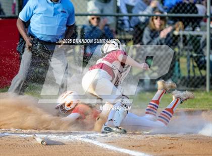 Thumbnail 3 in Chilton County vs Maplesville (Chilton County Tournament Final) photogallery.