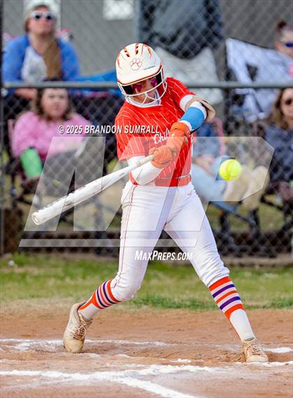 Thumbnail 1 in Chilton County vs Maplesville (Chilton County Tournament Final) photogallery.