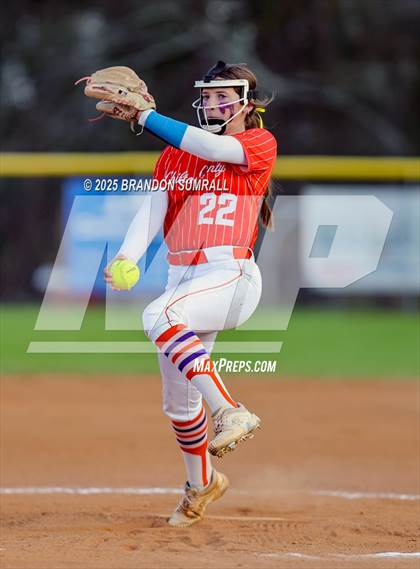 Thumbnail 1 in Chilton County vs Maplesville (Chilton County Tournament Final) photogallery.