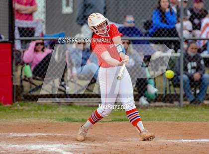 Thumbnail 1 in Chilton County vs Maplesville (Chilton County Tournament Final) photogallery.