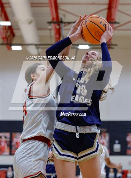 Thumbnail 2 in Independence @ Ravenwood photogallery.