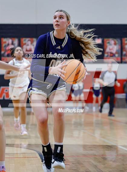 Thumbnail 1 in Independence @ Ravenwood photogallery.