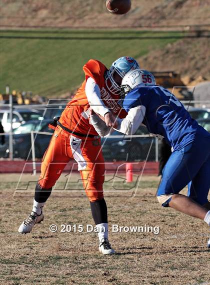 Thumbnail 1 in Tennessee vs. Kentucky (National Guard Border Bowl) photogallery.