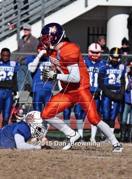 Thumbnail 2 in Tennessee vs. Kentucky (National Guard Border Bowl) photogallery.