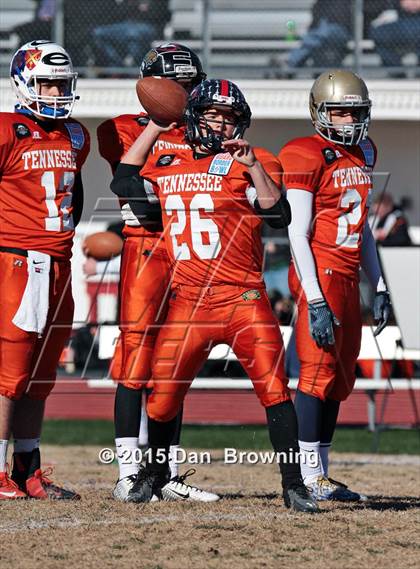 Thumbnail 2 in Tennessee vs. Kentucky (National Guard Border Bowl) photogallery.