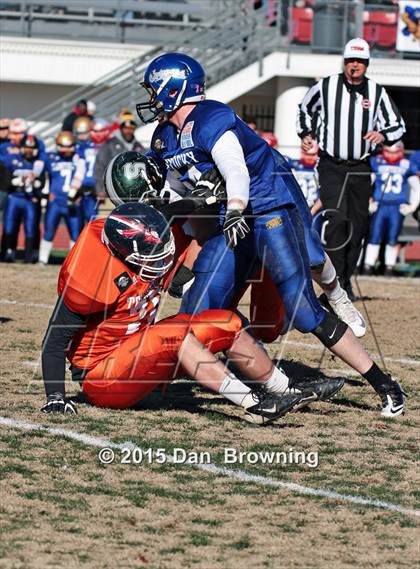 Thumbnail 1 in Tennessee vs. Kentucky (National Guard Border Bowl) photogallery.