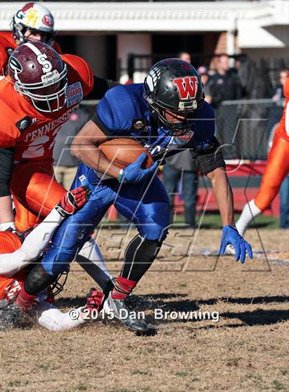 Thumbnail 2 in Tennessee vs. Kentucky (National Guard Border Bowl) photogallery.