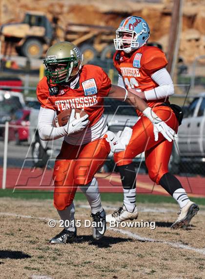 Thumbnail 2 in Tennessee vs. Kentucky (National Guard Border Bowl) photogallery.