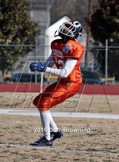 Thumbnail 1 in Tennessee vs. Kentucky (National Guard Border Bowl) photogallery.