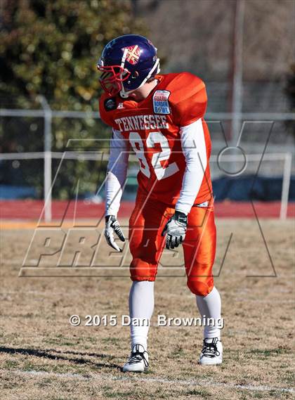 Thumbnail 1 in Tennessee vs. Kentucky (National Guard Border Bowl) photogallery.