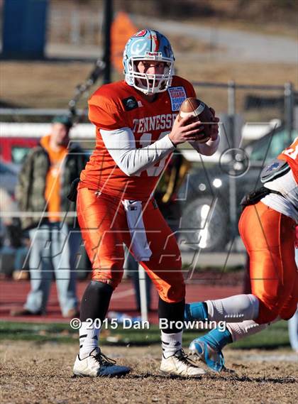 Thumbnail 1 in Tennessee vs. Kentucky (National Guard Border Bowl) photogallery.