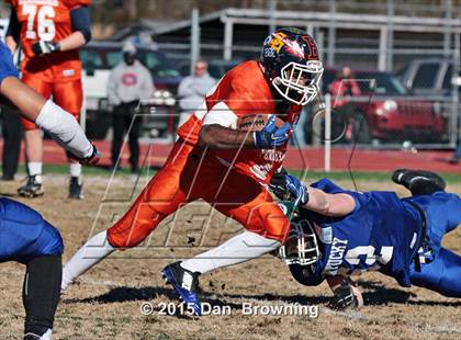 Thumbnail 1 in Tennessee vs. Kentucky (National Guard Border Bowl) photogallery.