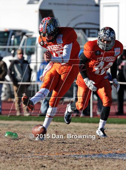 Thumbnail 3 in Tennessee vs. Kentucky (National Guard Border Bowl) photogallery.